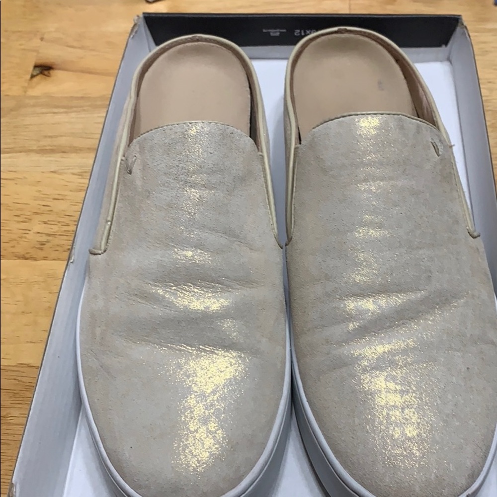 Vionic  Splendid Dakota Gold Slip on